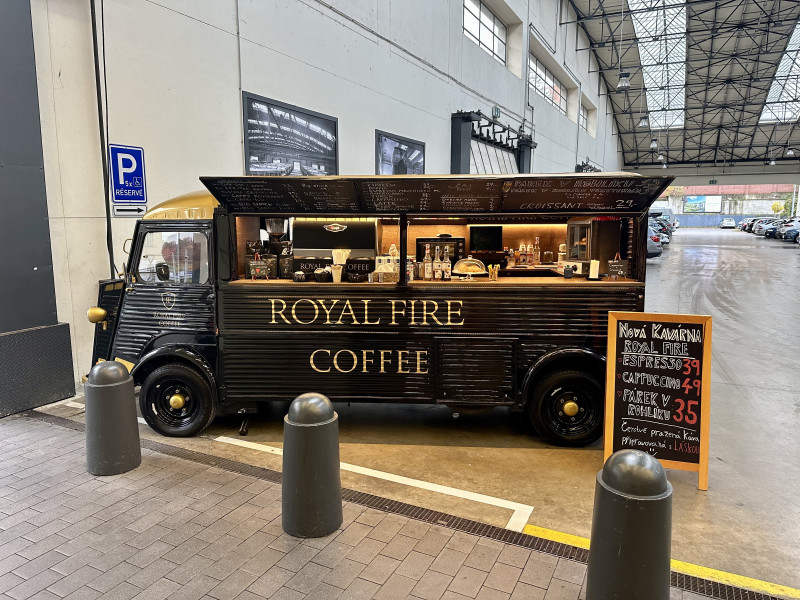 Prodej pojízdné kavárny Citroen HY, s brandem "ROYAL FIRE", včetně webu, sítí, produktů a know how