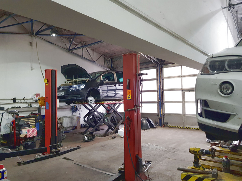 Prodej autoservisu vč. skladových prostor a pozemku