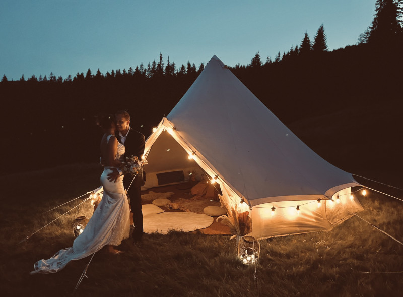Zavedený glamping business – kompletní vybavení, značka, klientela